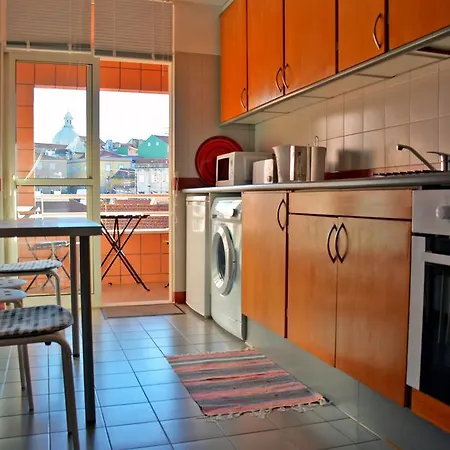 Апартаменты Cozy And Comfy Graca Лиссабон